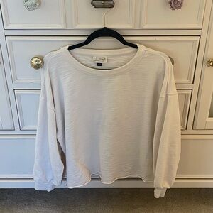 Universal Thread Cream Crewneck Pullover